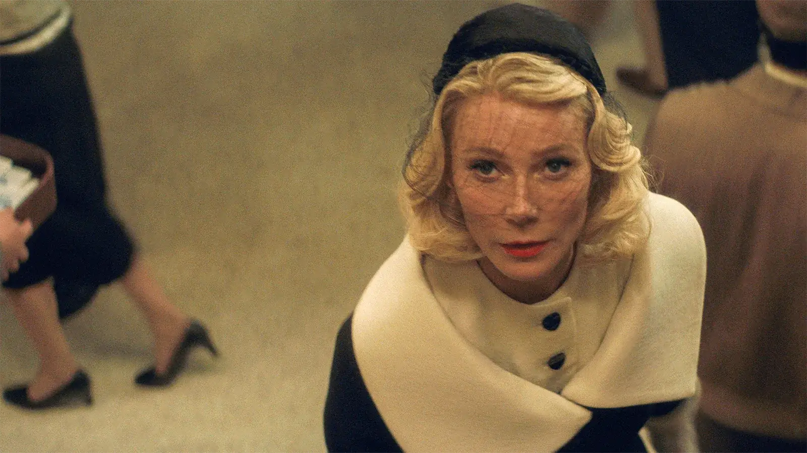 Gwyneth Paltrow spielt die gelangweilte Filmikone Kay Stone.